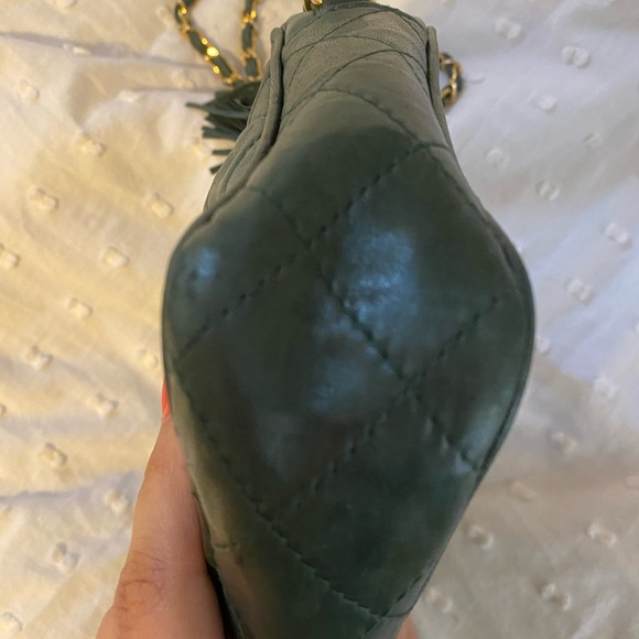 RARE Green Vintage Chanel leather bag! Authentic! - Picture 8 of 14